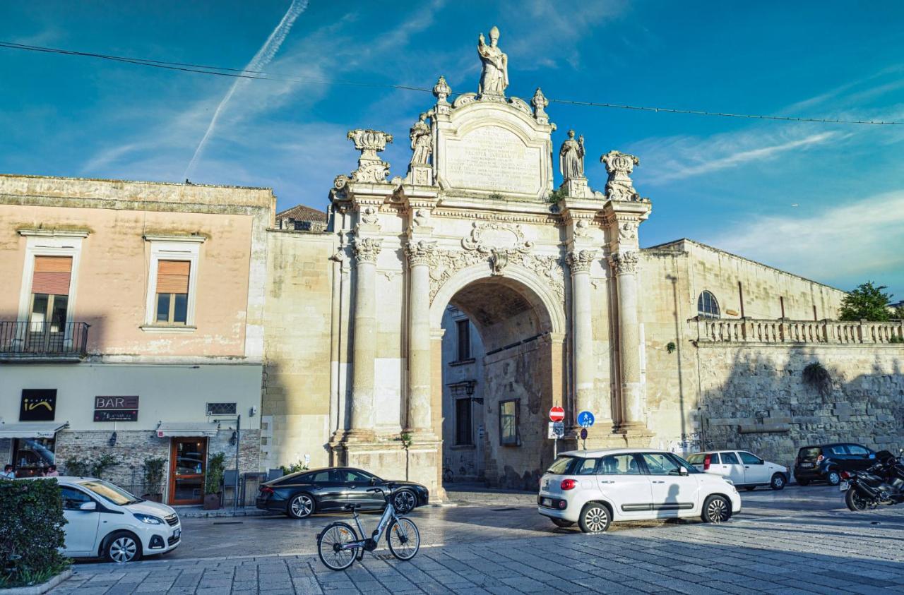 Milestone Inn Lecce Dış mekan fotoğraf